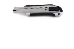 Cutter Metalic 18 mm