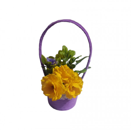 Aranjament floral superb lucrat manual cu flori de cires de sapun X134