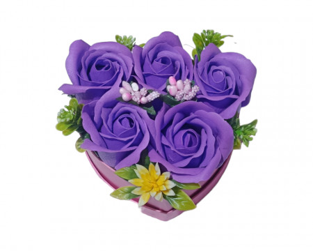 Aranjament floral superb cu 5 trandafiri de sapun X85