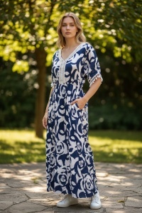 Rochie lunga de vara cu model floral elegant