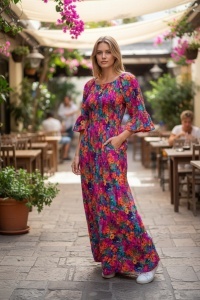Rochie lunga de vara cu model floral elegant