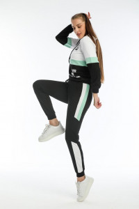 trening dama cu maneca lunga model nou cod n3825