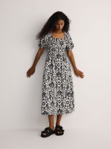 Rochie lunga de vara cu model floral elegant