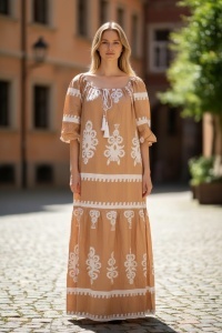 Rochie lunga de vara cu model floral elegant