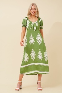 Rochie lunga de vara cu model floral elegant