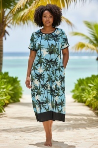 Rochie larga de dama pentru dame cu forme