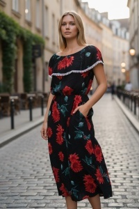 Rochie lunga de vara cu model floral elegant