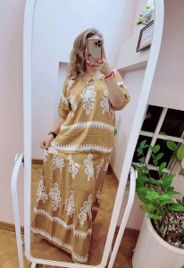 Rochie lunga de vara cu model floral elegant