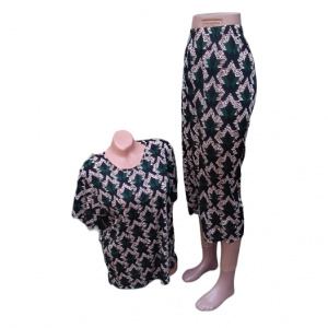Compleu dama format din bluza si pantaloni 3 sfert cod x0807
