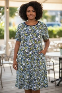 Rochie larga de dama pentru dame cu forme