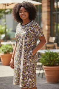 Rochie larga de dama pentru dame cu forme
