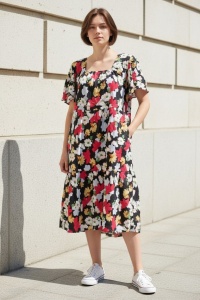 Rochie vaporoasa de vara cu imprimeu floral