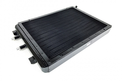 CSF FRONT MOUNT HEAT EXCHANGER W/ROCK GUARD (BLACK)