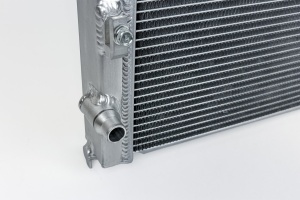 CSF RACE BMW F-Chassis Gen 1 B58 High-Performance All-Aluminum Radiator - Img 6