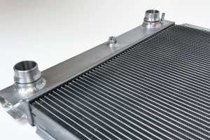 CSF RACE BMW E60 M5 / E6X M6 High-Performance All-Aluminum Radiator - Img 5
