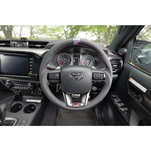 HKS 51999-AT006 Steering Wheel for TOYOTA Land Cruiser (GDJ76W) / Hilux (GUN125) - Img 2