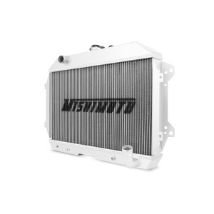 Mishimoto Datsun 240Z Performance Radiator, 1970-1973 - Img 3