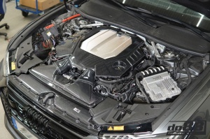 Carbon fiber engine cover, Audi RS6 RS7 C8 - Img 6