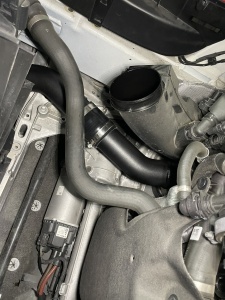 FTP G30 520 B48C air cooler charge pipe kit - Img 4