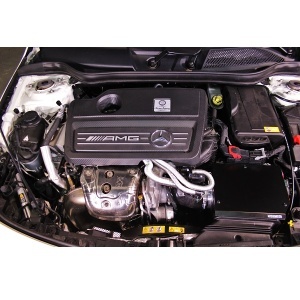 Mishimoto 2014-2019 Mercedes-Benz CLA45 AMG Performance Air Intake - Img 2