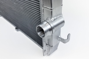 Porsche 955/957 Cayenne High-Performance All-Aluminum Radiator - Img 4