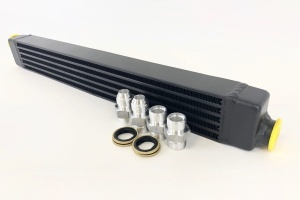 CSF RACE BMW E30 Oil Cooler w/ fittings for OEM style and AN-10 male connections - Img 1