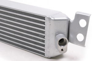 CSF RACE BMW E9X M3 Race-Spec Oil Cooler - Img 4