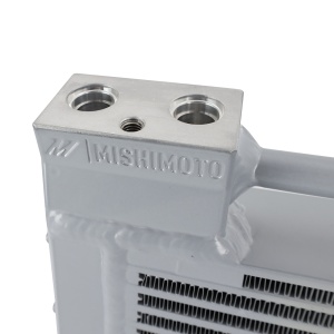 Mishimoto 2006-2010 BMW E60 M5 / E63 M6 / E64 M6 Oil Cooler - Img 4