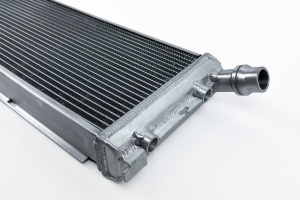 Porsche 992 911 High-Performance All-Aluminum Radiator (Center) - Img 4