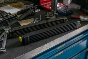 CSF RACE BMW E30 Oil Cooler w/ fittings for OEM style and AN-10 male connections - Img 3