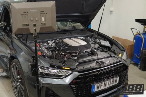 Carbon fiber engine cover, Audi RS6 RS7 C8 - Img 7