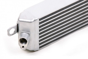 CSF RACE BMW E9X M3 Race-Spec Oil Cooler - Img 5