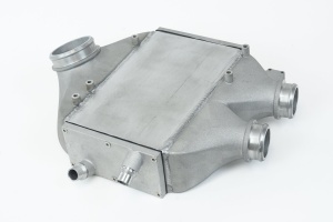 CSF RACE F8X M3 / M4 / M2 Comp Top Mount Charge-Air-Cooler - Raw Finish - Img 6