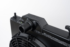 CSF RACE Mitsubishi Evo 7/8/9 Full Size Slim Radiator w/ 12in SPAL Fan - Black - Img 4