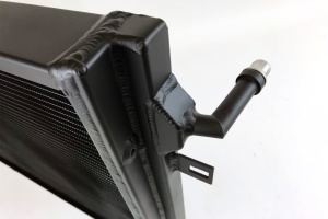CSF RACE BMW F3X/F2X B58/B48 Triple-Pass Heat Exchanger w/ Rock Guard - Black - Img 7