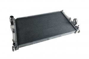 CSF RACE BMW E82 1M / 08-11 E8X 135i / 07-11 E9X 335i / E89 Z4 (AT) All-Aluminum Radiator - Img 3