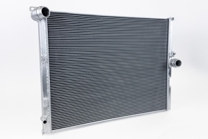 CSF RACE BMW F-Chassis Gen 1 B58 High-Performance All-Aluminum Radiator - Img 2
