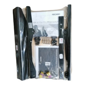 RECARO 69.03.29 Right Seat Console for BMW 1 Series, 2-Door (F21) / BMW 2 Series Coupe, 2-Door (F22)