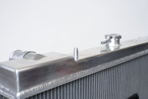 CSF FULL BILLET ALUMINIUM HIGH-PERFORMANCE RADIATOR Nissan Skyline R32 2.0 R6 24V (155 Hp) - Img 3