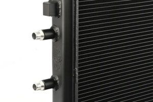 CSF RACE BMW F8X M3/M4 Front Mount Heat Exchanger w/ rock guard - Black - Img 7