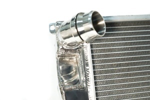 CSF RACE E9X 325i / 330i / 328i / E8X 128i / 09-10 BMW E89 Z4 All-Aluminum Radiator - Img 4