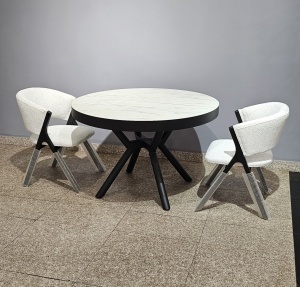 Masa rotunda extensibila Capi,cu 2 scaune asortate Buzau, Raspberry Home, 