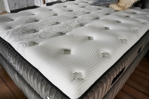 poza detaliu imprimeu saltea ortopedica fluffy buzau raspberry home