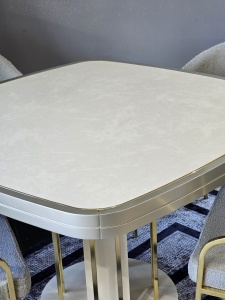 blat masa diva patrata buzau raspberry home