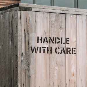 Sablon Perete vopsire, tencuiala 0.7mm Handle With Care Refolosibil, model MXSP7244 - Img 3