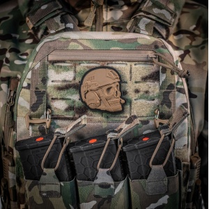 Emblema Patch Petic Model War is Hell 3D, PVC, Alb/negru 60x70 mm - Img 2