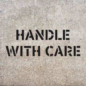 Sablon Perete vopsire, tencuiala 0.7mm Handle With Care Refolosibil, model MXSP7244 - Img 4