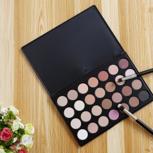 Profesionalne palete senki sa 28 nijansi Natural Look i Runway - Img 3