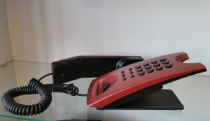 DRS TP 4001 Fiksni - Stoni telefon (boja: crvena metalic) - Img 2