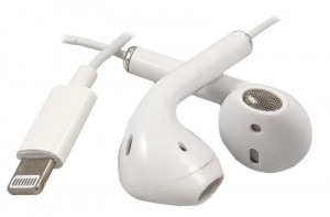 Slušalice žične s mikrofonom, Gembird BHP-U33, konektor iPhone 1xLightning 8-pin, bele - Img 3